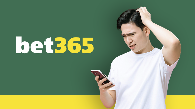 Imagem mostra homem pensativo ao utilizar um celular ao lado da bet365
