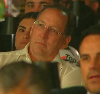 John Textor fala sobre esquema de Anselmi e vê Botafogo com elenco para brigar por títulos: ‘Somos bons o suficiente para sermos campeões’