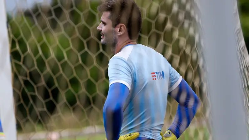 Após sondar Gatito Fernández, Grêmio fecha contratação de Julio Cesar, ex-Botafogo