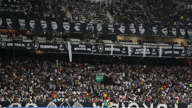 Com expectativa de casa cheia, Botafogo recebe o Grêmio por 100% no Nilton Santos