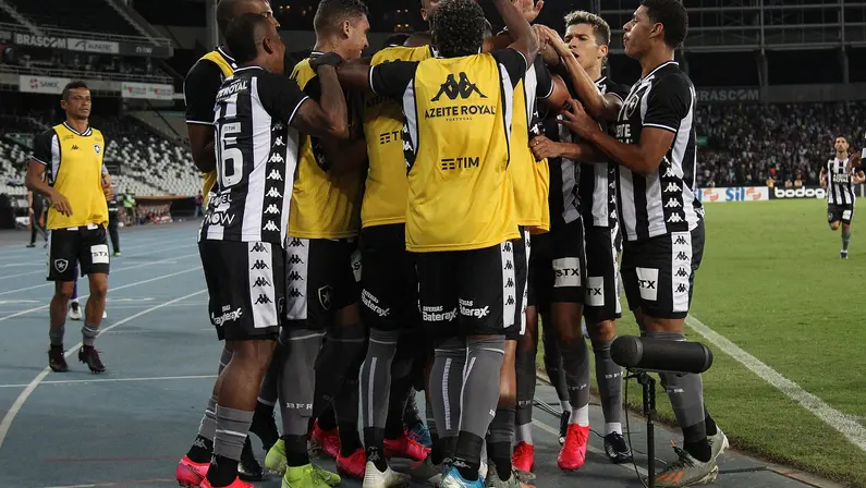 Mapa da mina? Saiba como o Paraná, adversário do Botafogo, leva gols