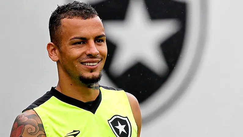 Lateral Alemão, jogador do Botafogo em 2016
