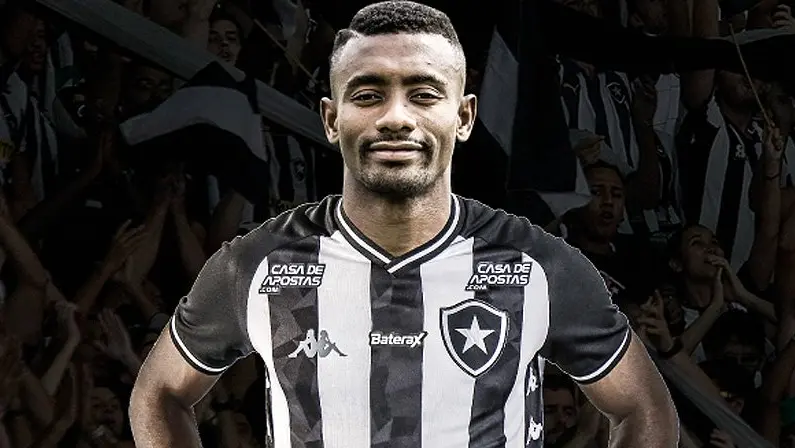 Salomon Kalou com a camisa do Botafogo