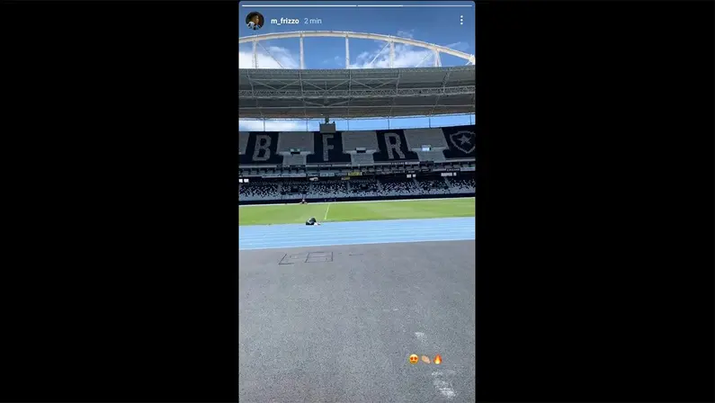 Postagem de Matheus Frizzo no Estádio Nilton Santos, do Botafogo
