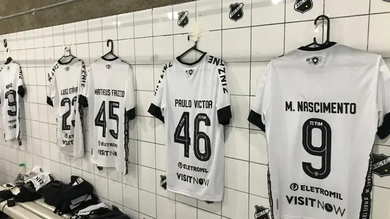 Vestiário do Botafogo no Frasqueirão, estádio do ABC