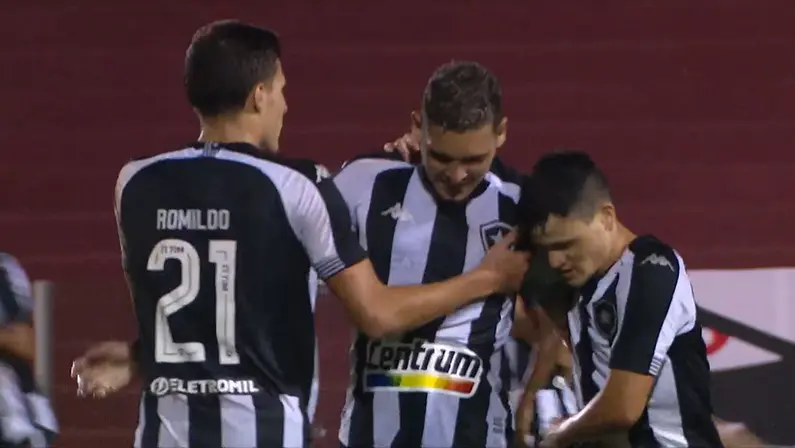 Rafael Navarro em Vila Nova x Botafogo | Série B do Campeonato Brasileiro 2021