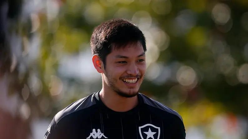 Botafogo terá voltas de Luís Oyama, Pedro Castro e Chay contra o CSA; Lucas Barros é relacionado