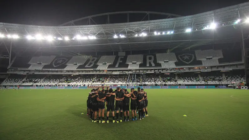 Mansur, sobre reformulação no Botafogo: ‘Era difícil evitar que ocorresse no meio da temporada’; Ricardinho pede reforços