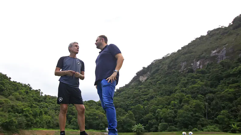 Convicções de Castro, frase de Mazzuco… Botafogo não pode perder rumo