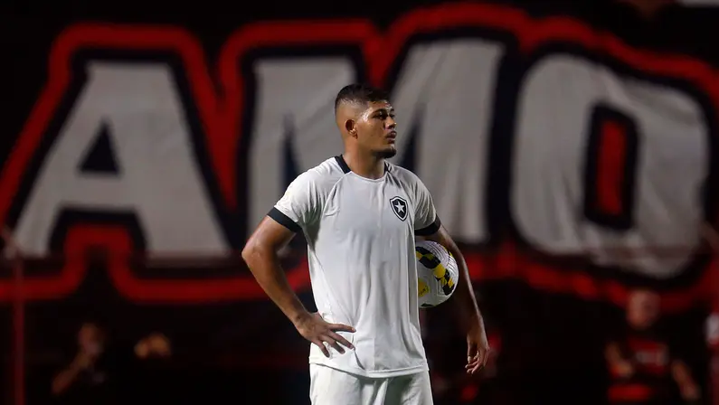 Ex-diretor do XV de Piracicaba celebra sucesso de Erison no Botafogo: ‘Vão ouvir falar muito dele ainda’