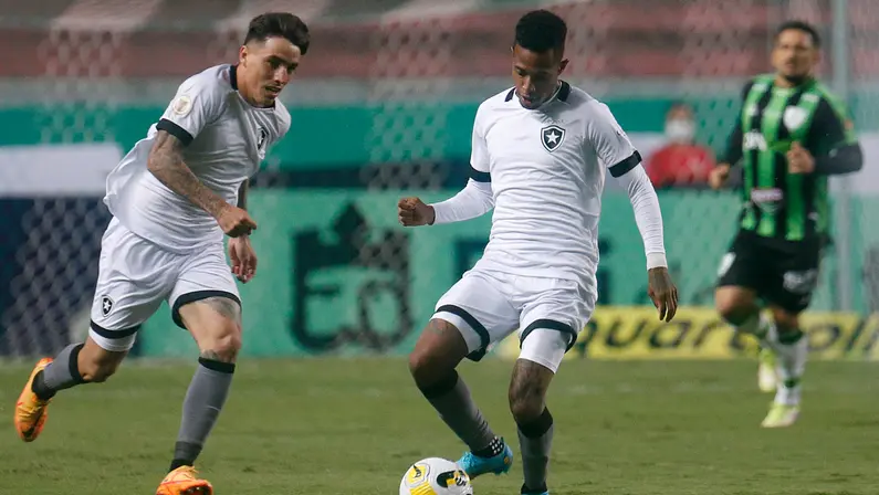 Luís Castro não se irritou por acaso… Erison salva o Botafogo