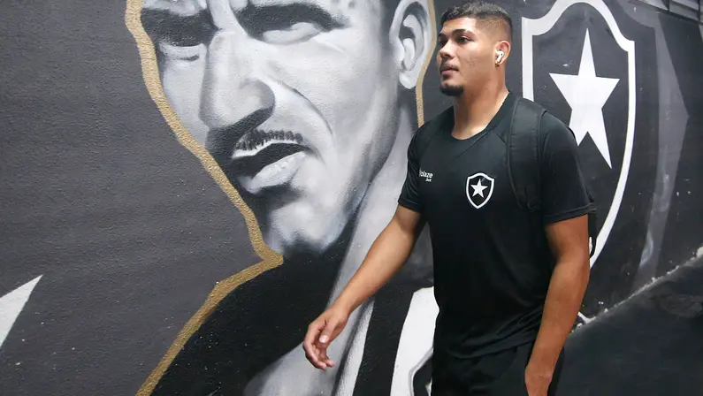 Botafogo acerta venda de Erison para o Kawasaki Frontale, do Japão