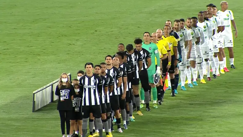 Elenco em Botafogo x Cuiabá | Campeonato Brasileiro 2022