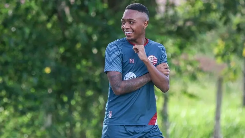 Reforço do Botafogo B, Luis Phelipe chega ao Rio nesta quinta para fazer exames e assinar contrato