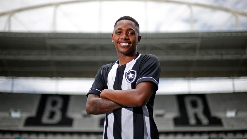 Luis Phelipe deixa o Botafogo B e é anunciado como reforço do Paysandu