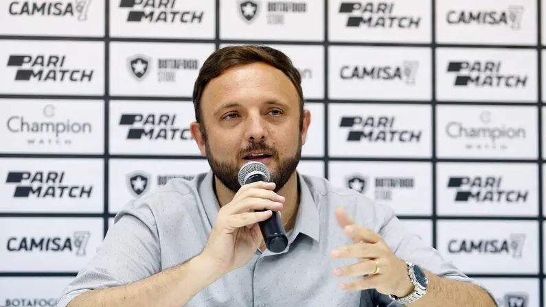 Botafogo corre grande risco na busca por reforços no fim da janela