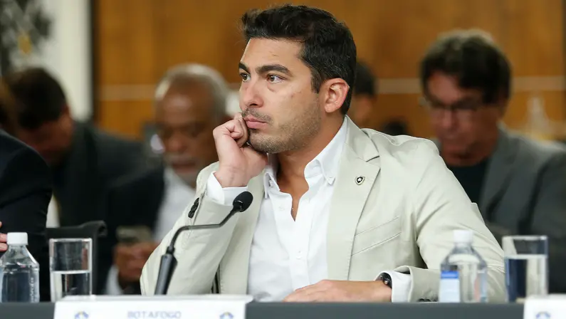 Diretor da SAF do Botafogo vai a Brasília e tem dia de reuniões com dirigentes e políticos
