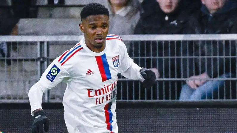 Lyon deseja manutenção de Jeffinho; Botafogo tem concorrência de clubes da Europa