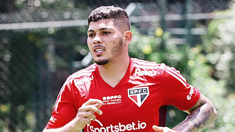 Emprestado pelo Botafogo, Erison rejeita oferta do Japão; São Paulo estuda prorrogar vínculo
