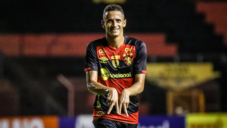 Alvo do Botafogo, Luciano Juba, do Sport, assina pré-contrato com o Bahia