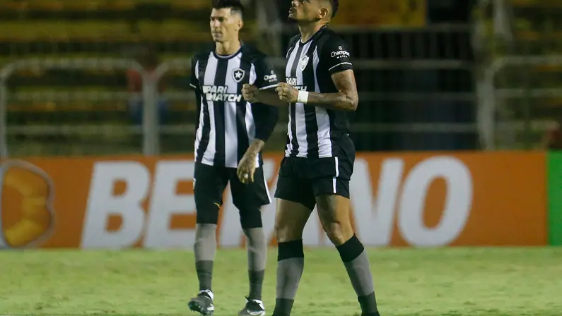 Comentarista vê início do Campeonato Brasileiro como ‘boa notícia’ para o Botafogo pela forma de jogar