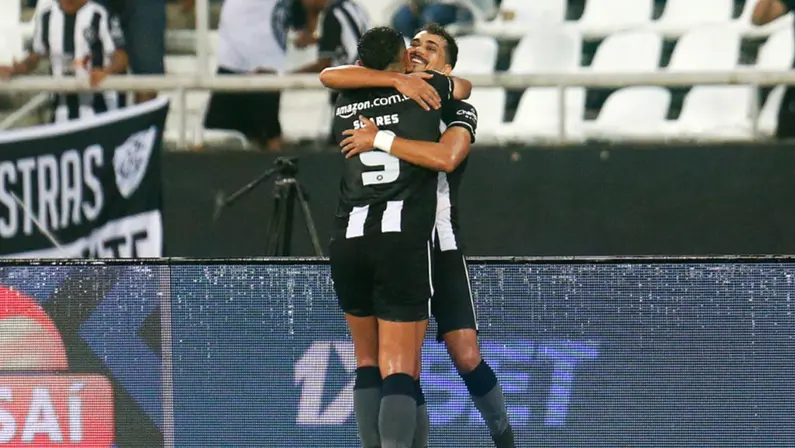 Eduardo e Tiquinho Soares em Botafogo x São Paulo | Campeonato Brasileiro 2023