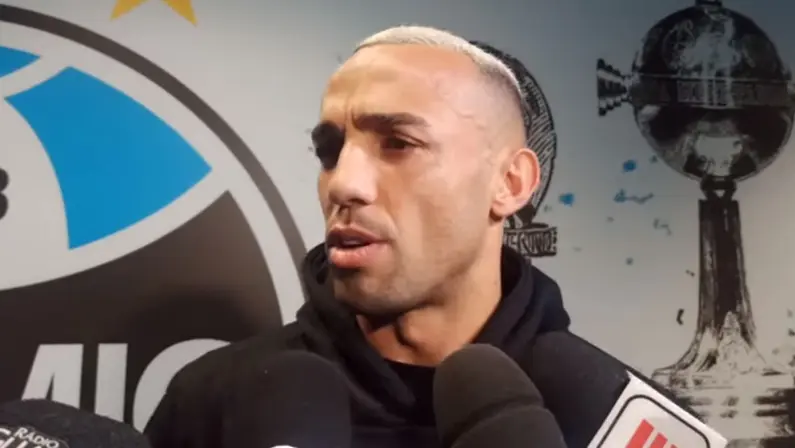 Marçal vê ‘vitória de time campeão’ e fala sobre suposto pênalti em Grêmio x Botafogo: ‘Lance normal, ele tentou cavar’