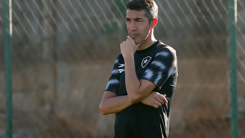 Bruno Lage e a decisão que pode dar a vitória ao Botafogo contra o Bahia