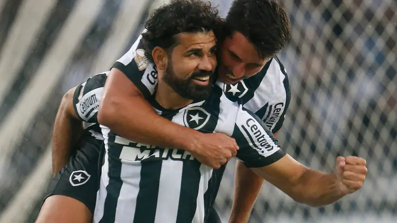 Brasileirão: Palmeiras vence Vasco, e Botafogo fecha 21ª rodada com mesmos 11 pontos de vantagem na liderança