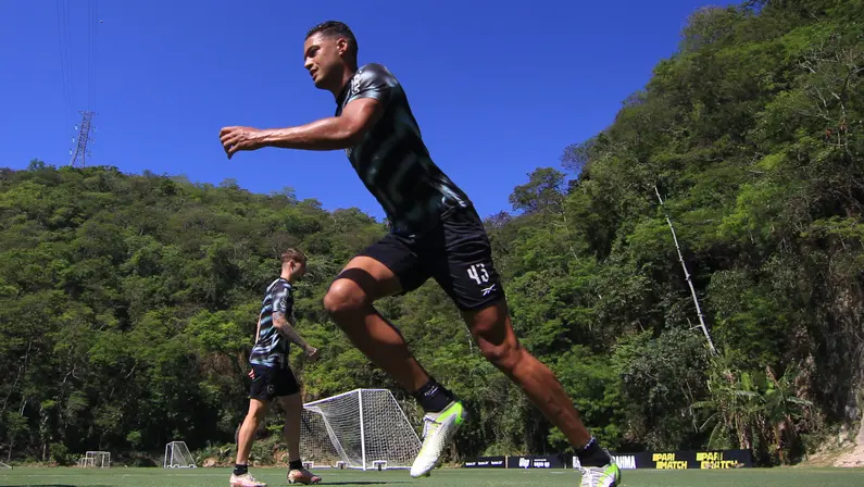 Botafogo e a chance de reforço para a zaga