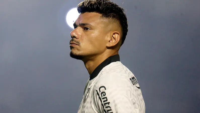 Desfalque no Botafogo contra o Grêmio, Tiquinho Soares sofre com problema delicado de saúde na família