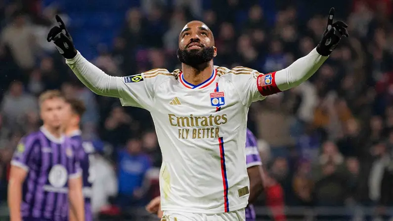 Alexandre Lacazette em Lyon x Toulouse | Campeonato Francês 2023/2024