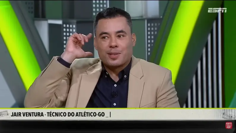 Jair Ventura, técnico do Atlético-GO