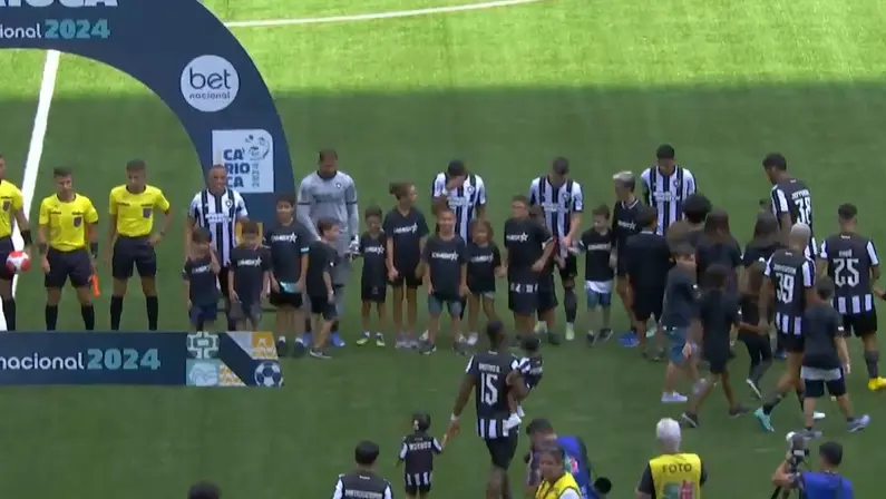 Comentaristas pedem reforços e ousadia ao Botafogo: ‘Tem que mexer o mercado, se mostrar insatisfeito não só na retórica’