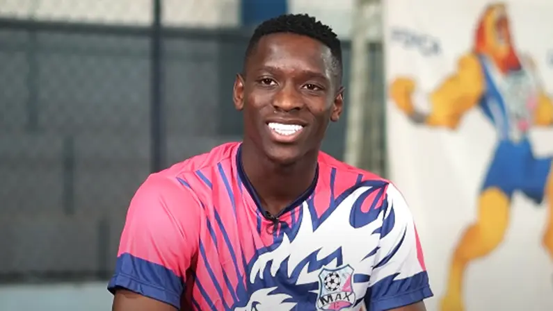 Entrevista com Luiz Henrique, atacante do Real Betis, em 2023