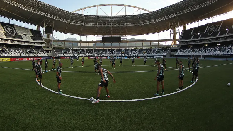 ‘Terceira via’ ganha força para ser o novo treinador do Botafogo