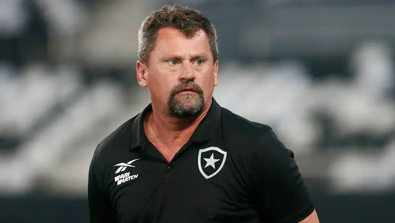 Ex-Botafogo, Fabio Matias acerta com Juventude e vai substituir Jair Ventura