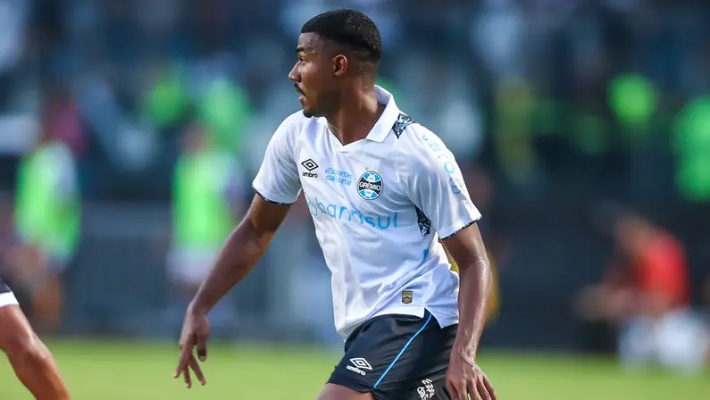 Setorista do Grêmio dá mais detalhes da transação e se revolta com venda de Cuiabano para o Botafogo: ‘Foi uma doação!’