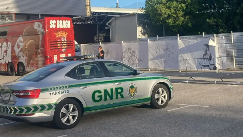 Colunista mostra foto de Artur Jorge, escolhido pelo Botafogo, ao telefone minutos antes de jogo e explica mudança de postura do Braga