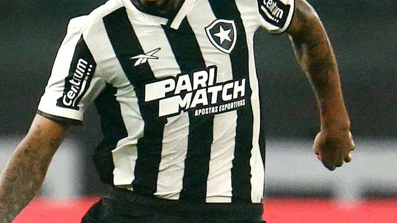 Nova camisa da Reebok em Botafogo x Vitória | Copa do Brasil 2024