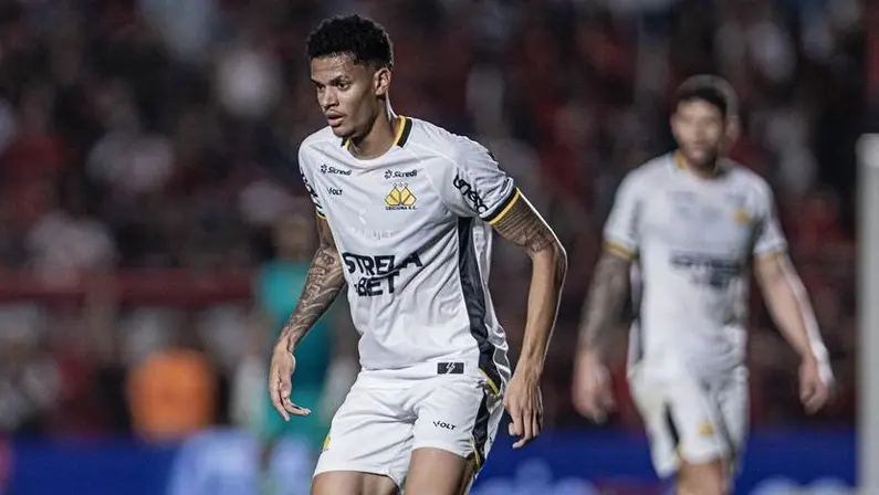 Newton, volante do Botafogo emprestado ao Criciúma para temporada 2024