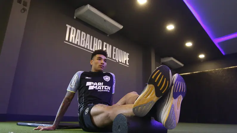 Reforço do Botafogo, Igor Jesus será apresentado à imprensa nesta sexta-feira no Nilton Santos