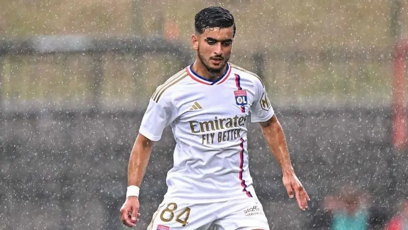 Reforço, El Arouch chega ao Rio no começo da próxima semana para se apresentar ao Botafogo