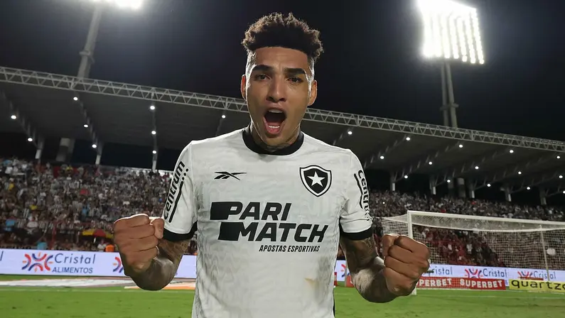 Igor Jesus vibra com primeiro gol pelo Botafogo: ‘Sentimento de que tudo que fiz há um tempo agora está sendo abençoado’
