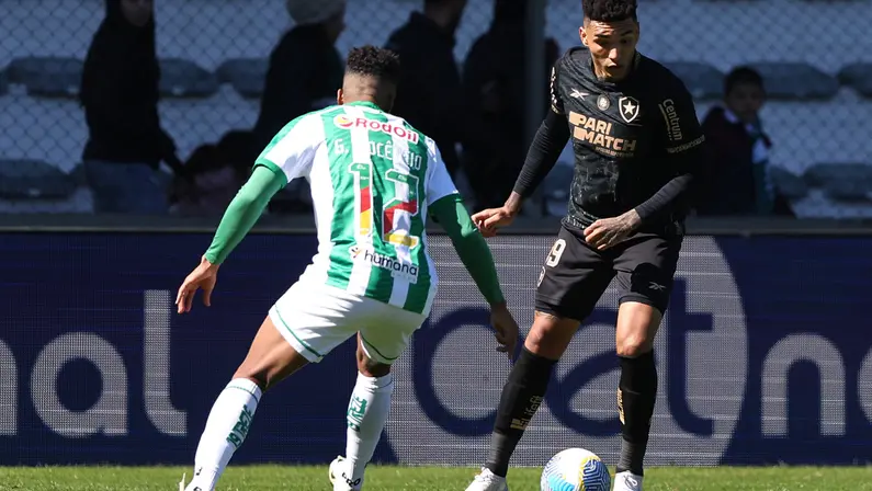 Comentarista destaca segundo tempo ‘muito forte’ do Botafogo contra o Juventude: ‘Fez o suficiente para empatar’