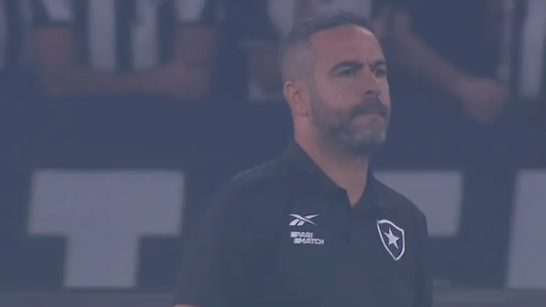 Artur Jorge em Botafogo x Fortaleza | Campeonato Brasileiro 2024