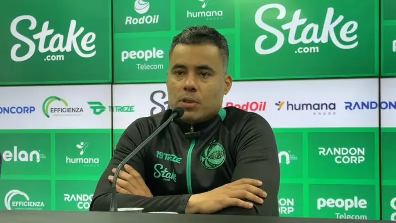 Jair Ventura, técnico do Juventude