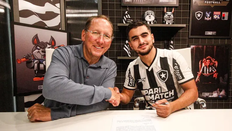 Novo reforço do Botafogo, El Arouch se despede do Lyon: ‘Hoje uma nova aventura me espera’