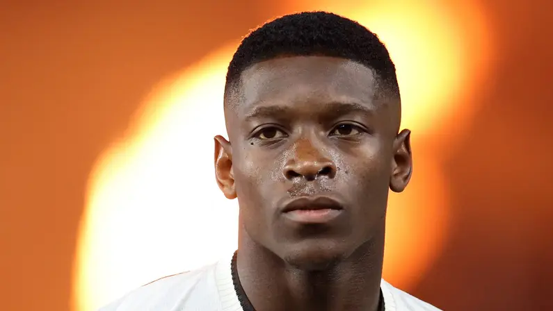 Botafogo recebe sondagens de até € 40 milhões de clubes da Inglaterra e da Arábia Saudita por Luiz Henrique