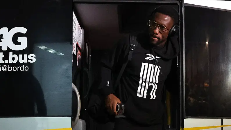 Bastos não se reapresenta e fica fora do terceiro treino do elenco principal do Botafogo